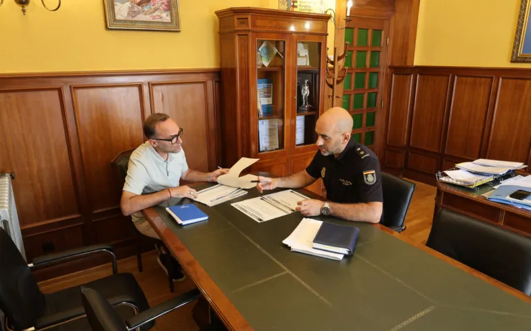 Reinosa contará con una oficina permanente de la Policía Nacional para agilizar trámites