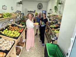 Telde celebra la apertura de 'La Alegría de la Huerta', frutería que apuesta por el producto local