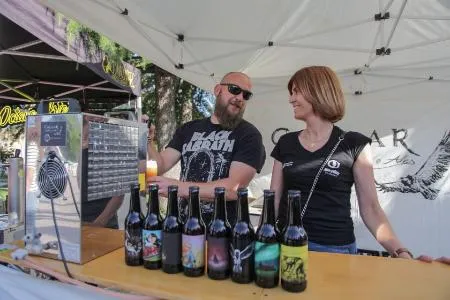 La ruta de la cerveza artesana y productos de proximidad llega a San Cristóbal de Segovia tras su éxito en Abades