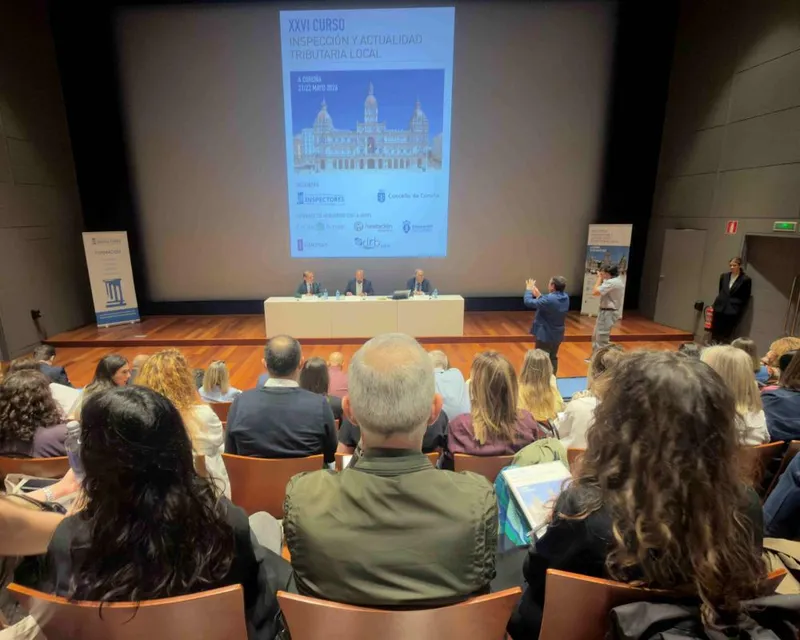 Oviedo participa en un curso sobre fiscalidad local y nuevas tecnologías