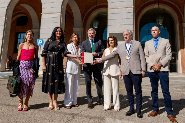 La alcaldesa de Huesca apoya la reivindicación aragonesa para mejorar el tramo ferroviario Teruel-Sagunto