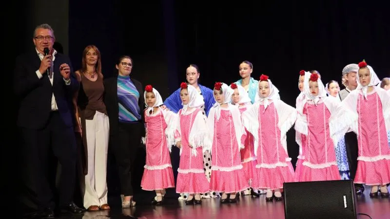 El Conservatorio de Danza de Benidorm clausura el curso con una gala de talento y aplausos