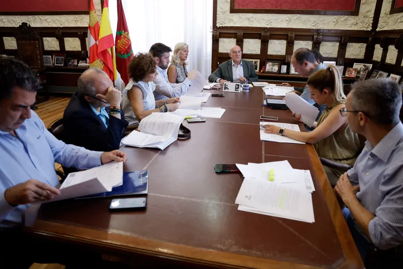 Valladolid y ADAVAS renuevan su alianza contra la violencia sexual con 12.000 euros