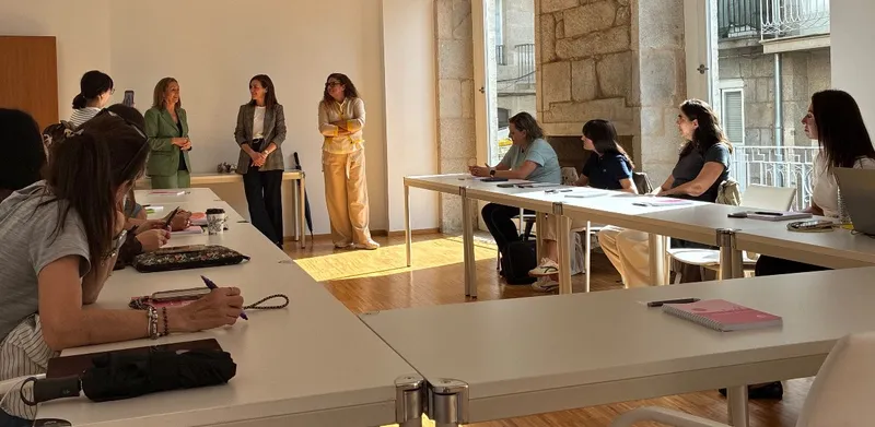 La Diputación de Pontevedra impulsa la formación digital de empresarias en Vigo