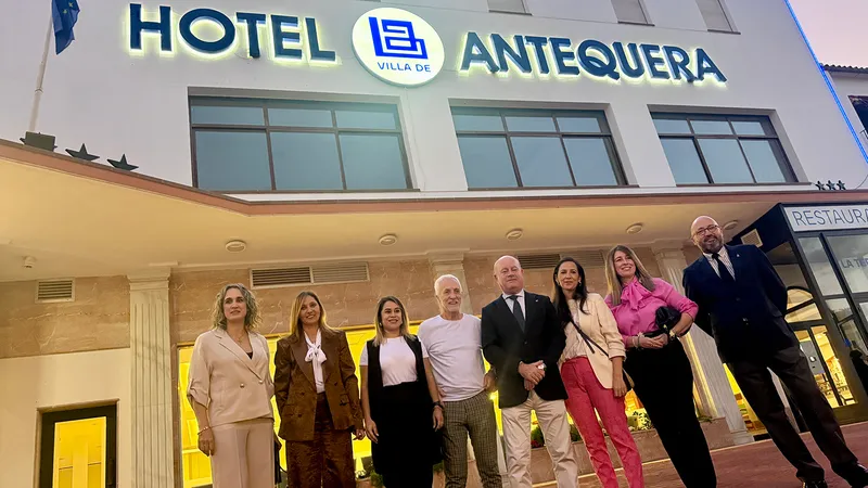 El Hotel Villa de Antequera reabre sus puertas tras cuatro años cerrado