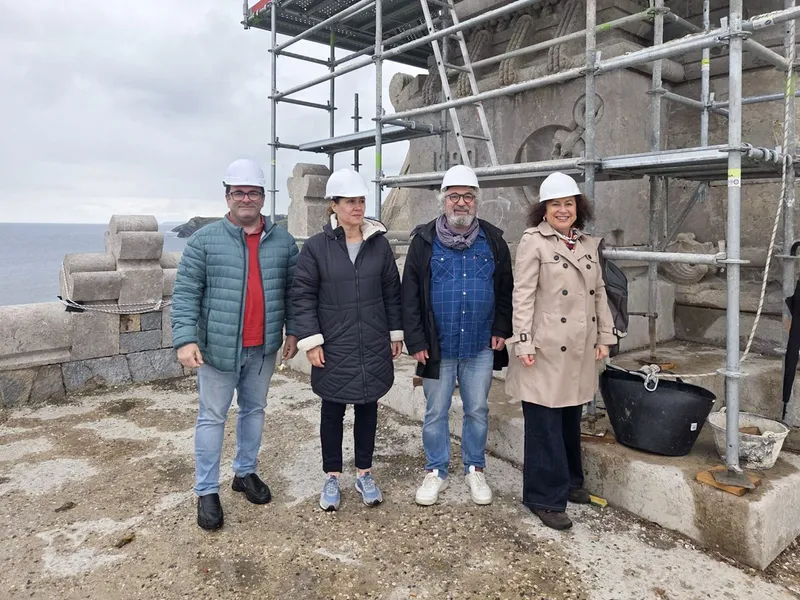 Comillas avanza en la rehabilitación del monumento al Marqués de Comillas