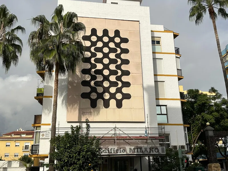 Fuengirola restaura cuatro murales icónicos de su Museo Abierto