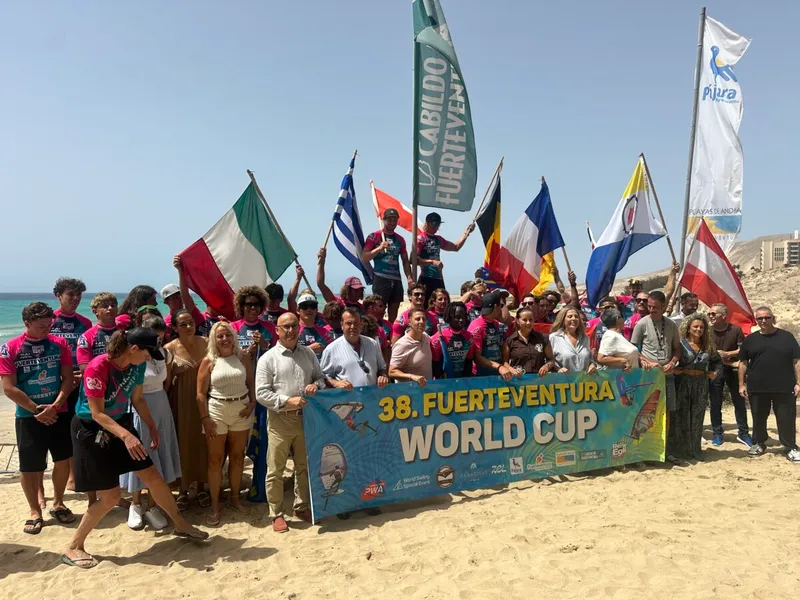 Pájara acoge el Campeonato Mundial de Windsurf y Wingfoil con deportistas de élite