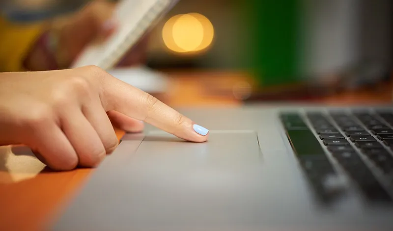 La Junta de Andalucía forma a casi 5.000 profesionales del turismo en competencias digitales
