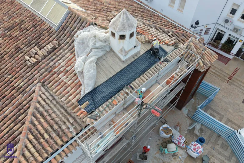 Inician las obras de rehabilitación de la cubierta de la histórica Posada de los Portales en Tomelloso