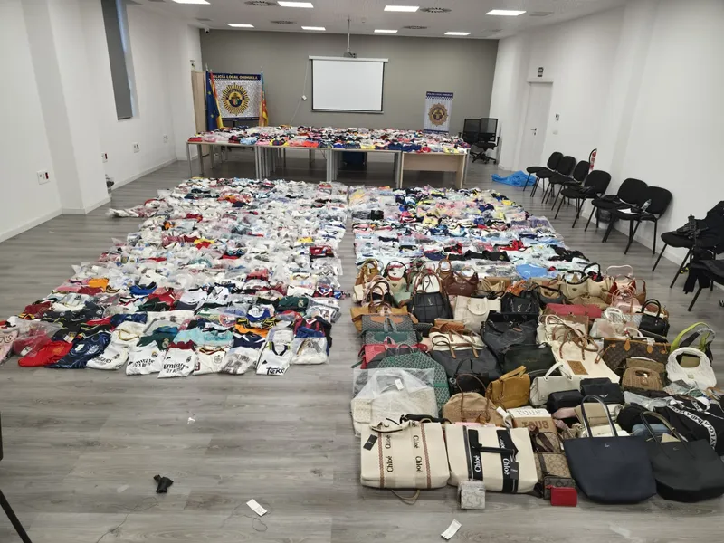 Interceptan más de 2.000 falsificaciones valoradas en 53.000 euros en Orihuela