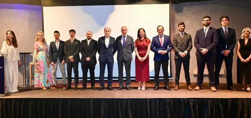 Tomares reconoce la excelencia empresarial con sus VI Premios Ciudad de Tomares