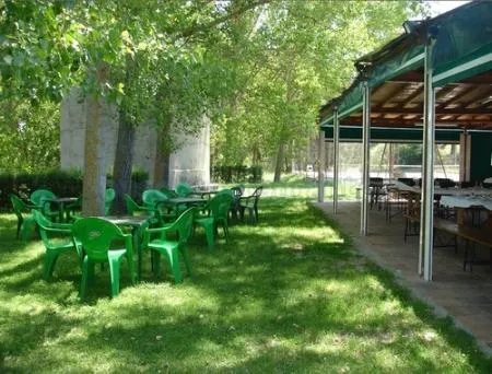 Restaurantes en Samboal: Merendero Terencio y La Mirada ofrecen gastronomía local