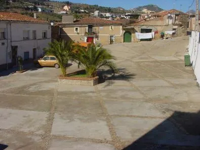 Cañamero desvela su rico patrimonio histórico y cultural