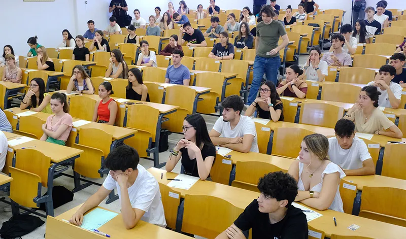 Andalucía registra la cifra récord de 53.495 estudiantes en la PAU