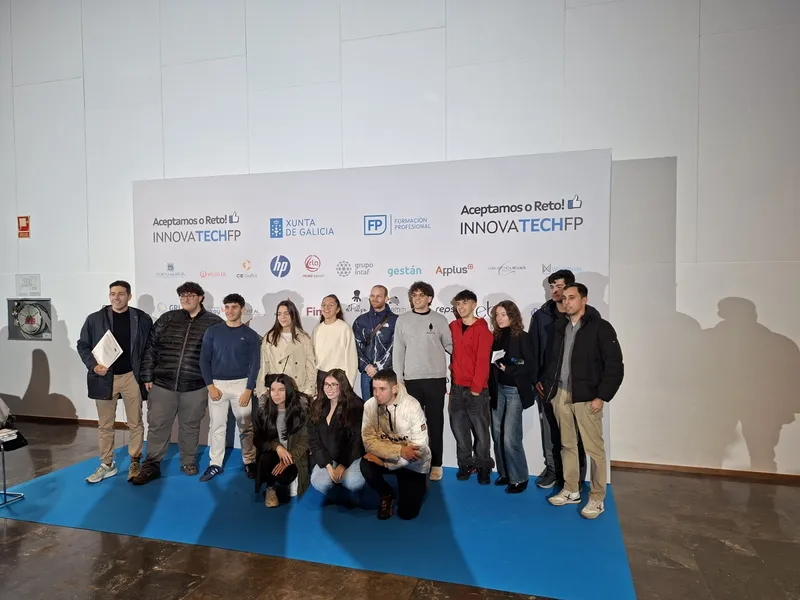 Alumnos del IES Vilalonga finalistas en el concurso FP Innova Tech de la Xunta