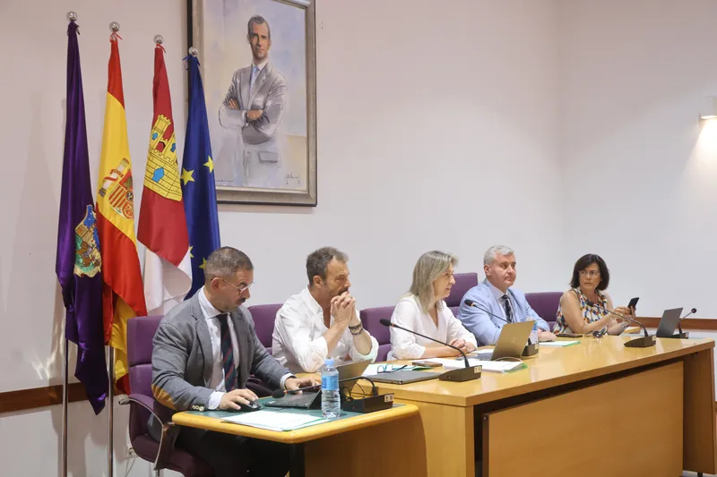 Guadalajara se adhiere a la petición de declarar la crisis migratoria en Ceuta como Emergencia Nacional