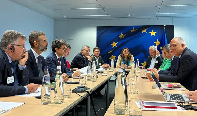 Andalucía exige en Bruselas financiación específica para la pesca mediterránea