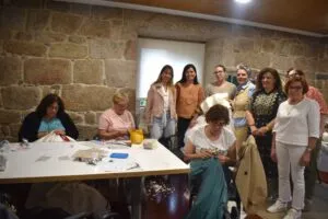 Mos celebra la XVIII Xuntanza de Palilleiras y la VI DesfilaMos con diseñadores y homenaje a Luís Seoane