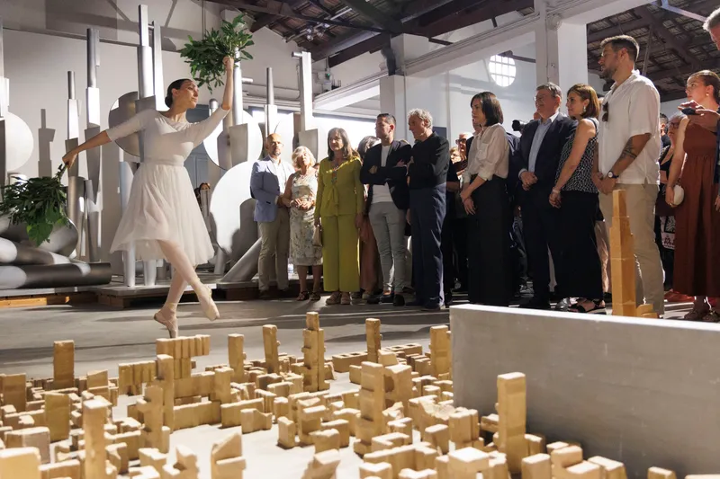 Mislata abre la Casa-Taller de Miquel Navarro, un nuevo centro de arte contemporáneo