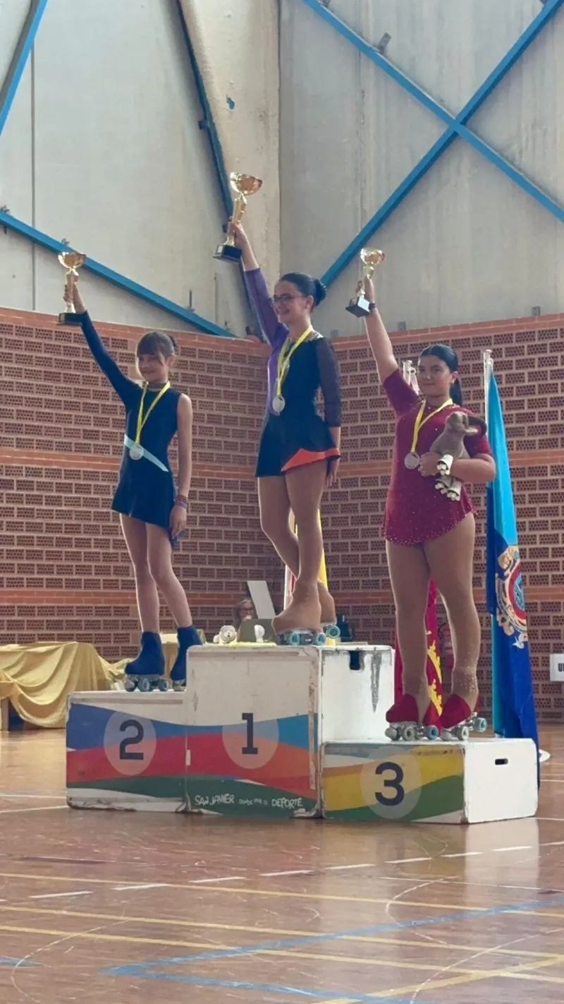 Patinadoras de Bargas logran tres medallas en el Trofeo La Flota de La Manga