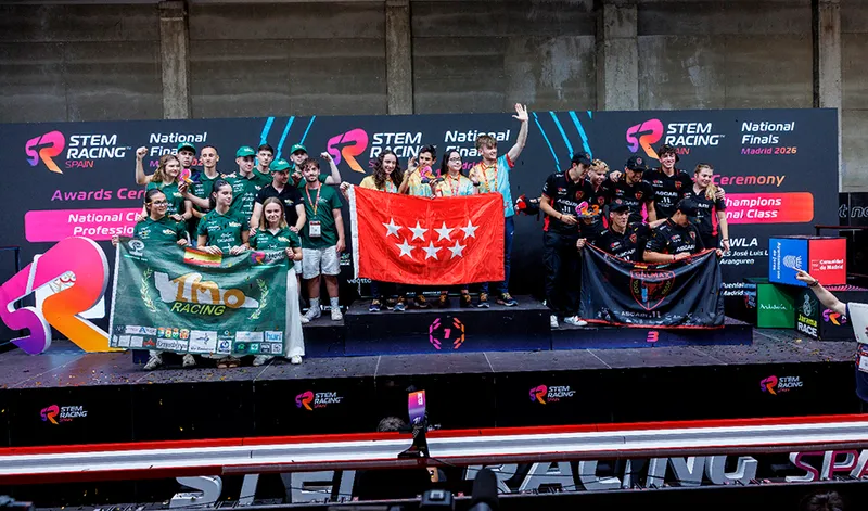Institutos andaluces representarán a España en la final mundial de STEM Racing en Singapur