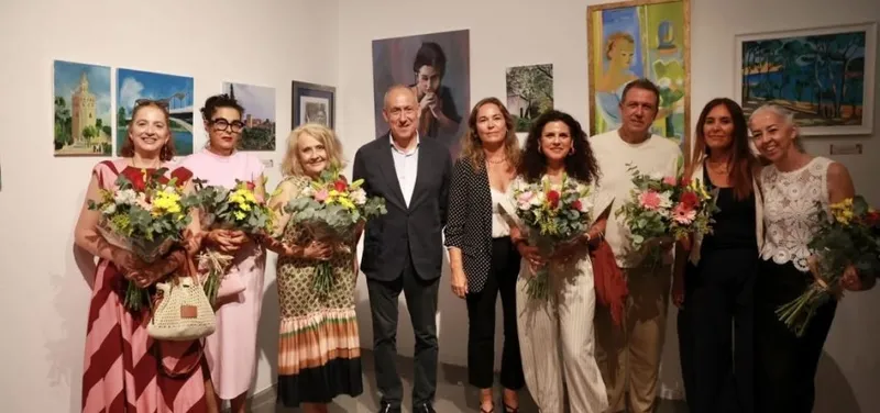 Tomares clausura sus talleres culturales con una exposición de los trabajos de 600 vecinos