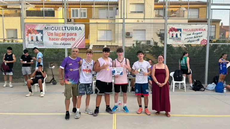 Miguelturra da el pistoletazo de salida a sus fiestas patronales con gran afluencia de público