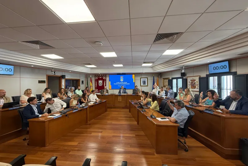 Benalmádena aprueba un suplemento de crédito de 15,8 millones para inversiones y ayudas