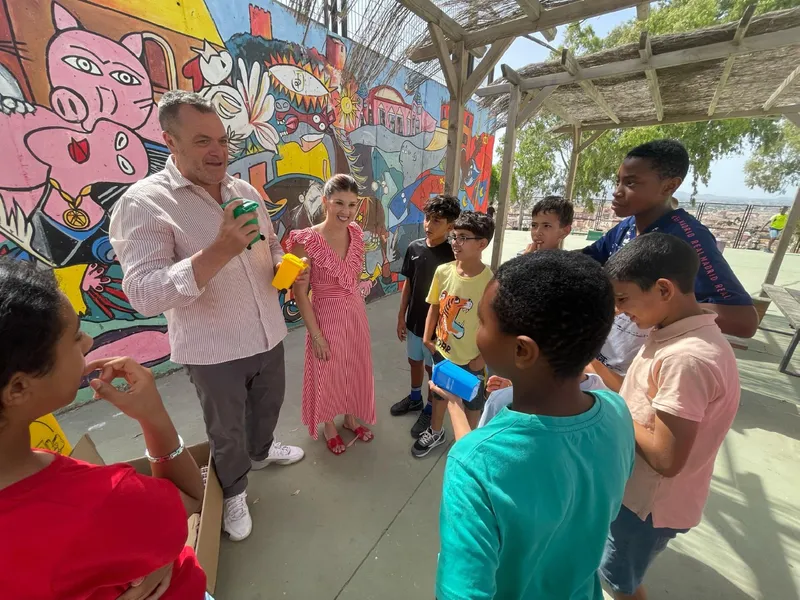 Lorca impulsa el reciclaje infantil con visitas formativas y regalos