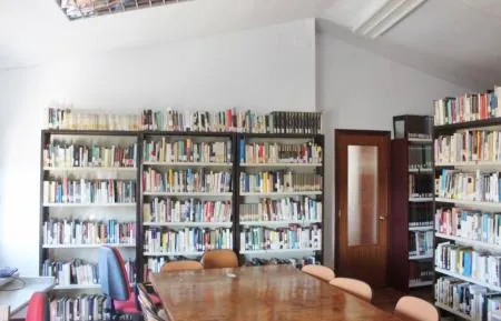 Cañamero abre al público sus instalaciones deportivas y centro joven con WiFi gratuito