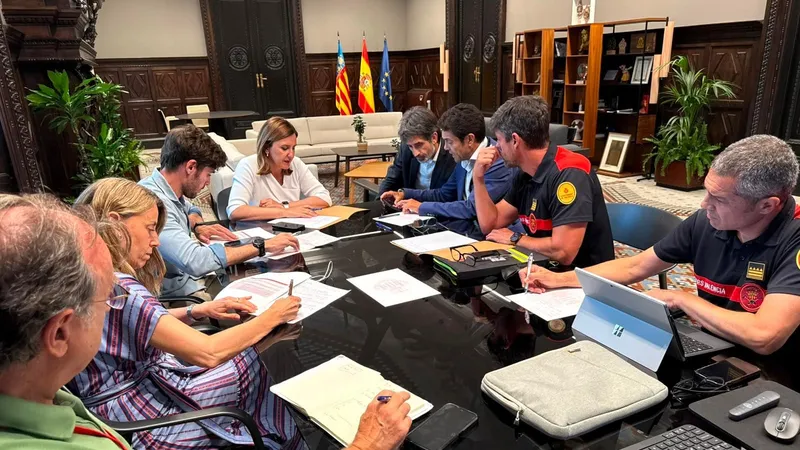 València activa medidas urgentes ante la alerta roja por altas temperaturas