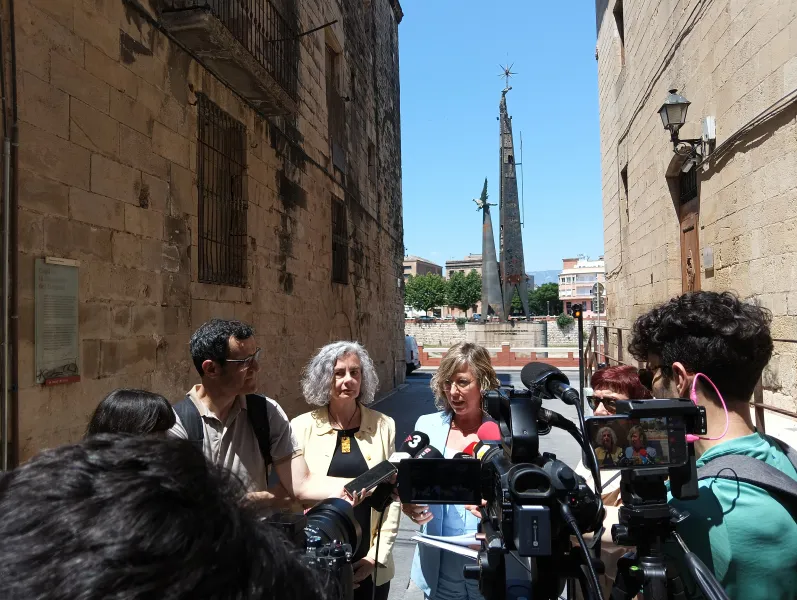 La justicia autoriza la retirada del monumento franquista de la Batalla de l'Ebre en Tortosa