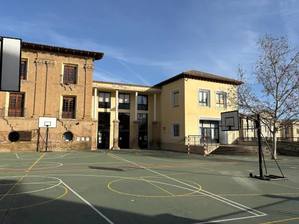 Huesca invierte cerca de un millón de euros en el mantenimiento de sus colegios públicos
