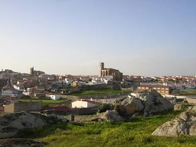 Brozas: Un viaje a través de su historia desde la prehistoria hasta la democracia