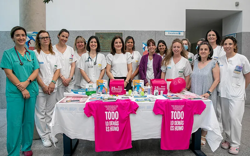 El Hospital San Pedro intensifica la lucha contra el tabaquismo en la Semana sin Humo