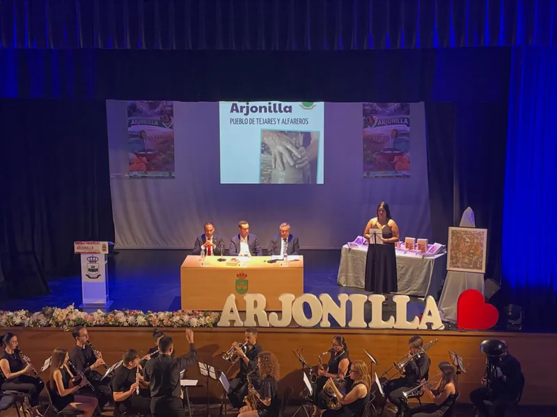 Arjonilla presenta el libro 'La Villa de Arjonilla y sus Personajes Ilustres'
