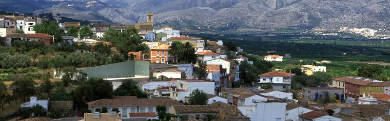 Benidoleig: Economía agrícola y encanto turístico en la Marina Alta