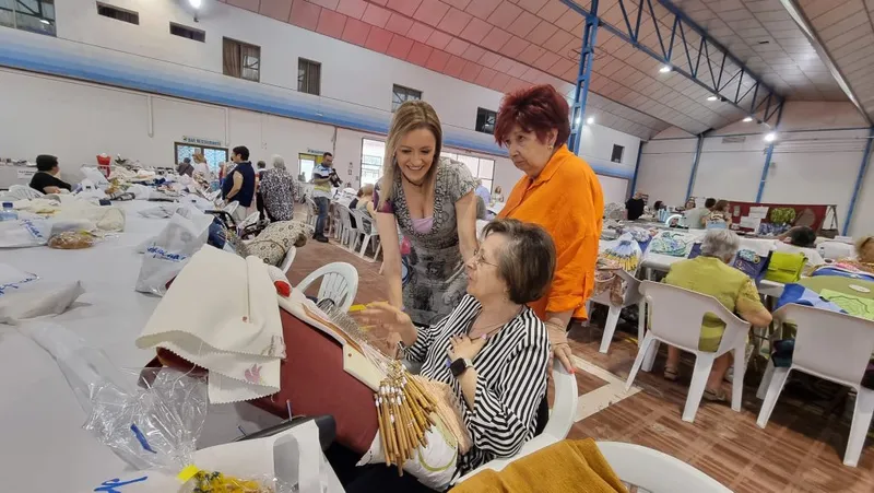 Valdepeñas celebra su XI Encuentro de Encajeras de Bolillos con más de 200 participantes