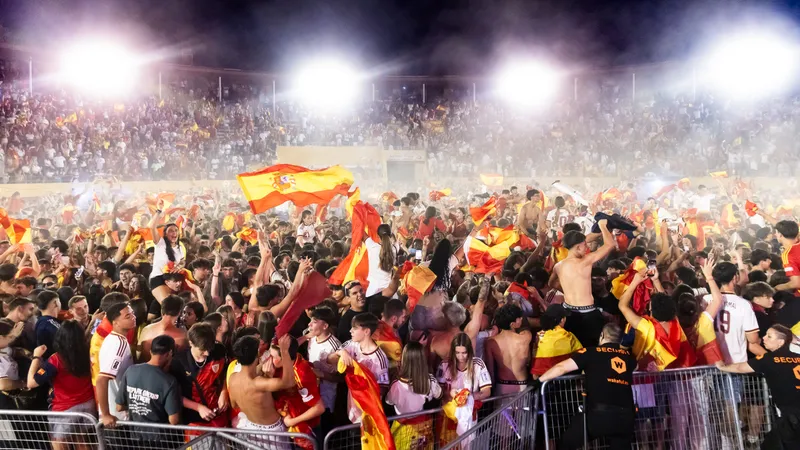 Guadalajara celebra la victoria del Mundial con miles de aficionados en El Coso de las Cruces