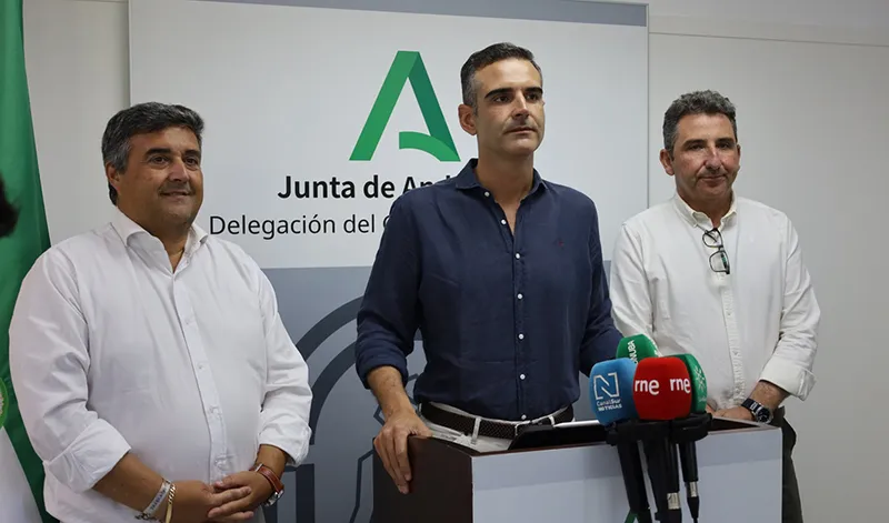 Andalucía reclama fondos para el vino y pide apoyo para el sector arrocero