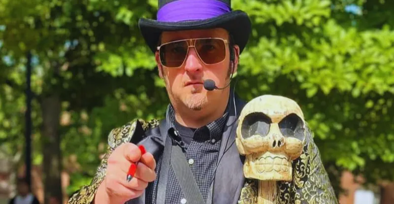 Salem ofrece tours de misterio sobre brujas, vampiros y vudú