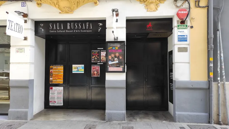 València destina 275.000 euros a 16 salas de teatro para su programación cultural