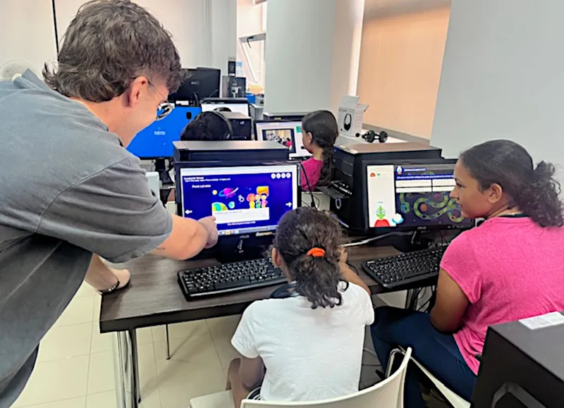 Campamento Digital ofrece formación gratuita en competencias digitales en Zafarraya este verano