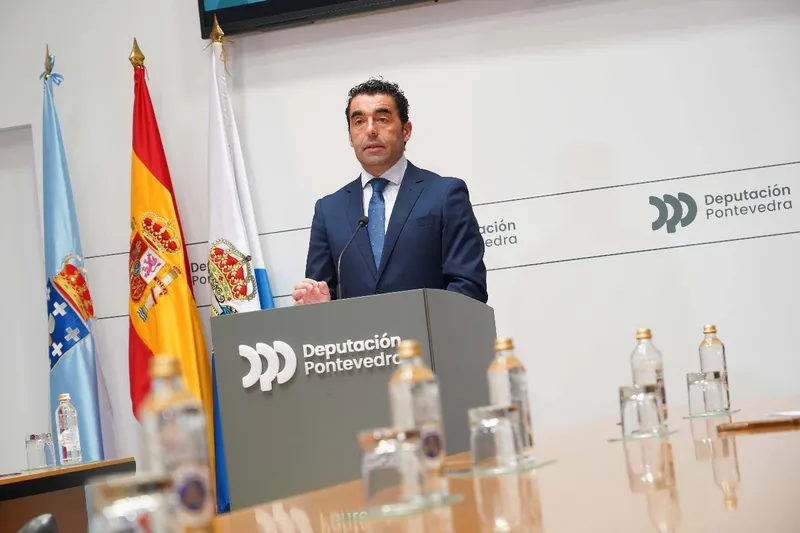 La Diputación de Pontevedra destina un millón de euros a cuatro municipios para infraestructuras y mejora urbana