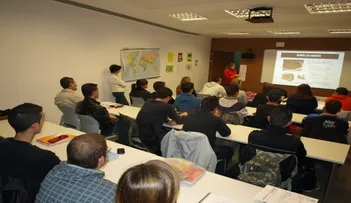 Castalla abre inscripciones para cursos de formación de adultos 2025-2026