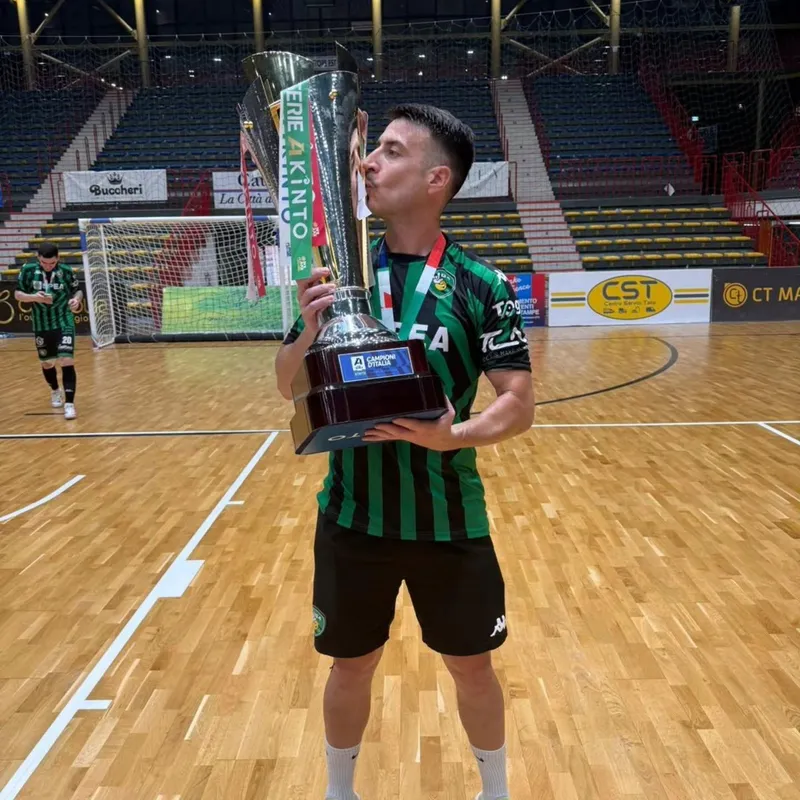 El Ayuntamiento de Bargas celebra el Scudetto de Víctor López González