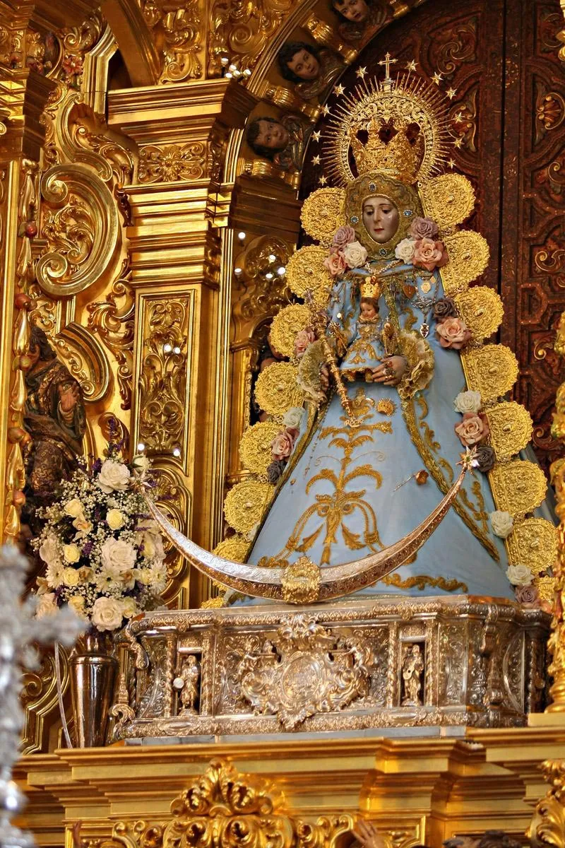 Almonte celebra sus fiestas tradicionales: Romería del Rocío, Feria de San Pedro y Saca de las Yeguas