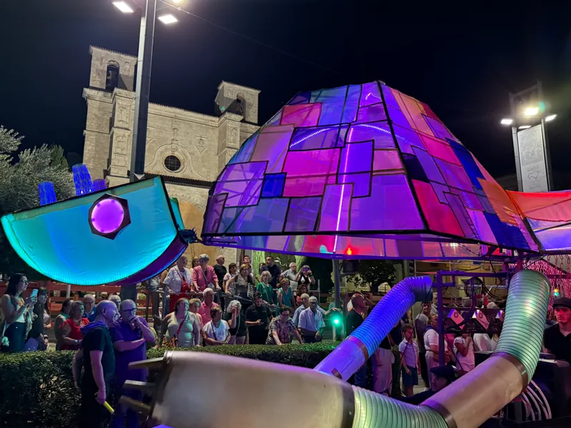 Guadalajara celebra sus Ferias y Fiestas con un deslumbrante desfile inaugural dedicado a las Bellas Artes