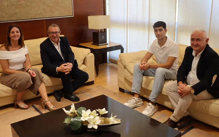 Saúl Arjona, joven músico de Benidorm, galardonado con el Premio Profesional Autonómico de Música